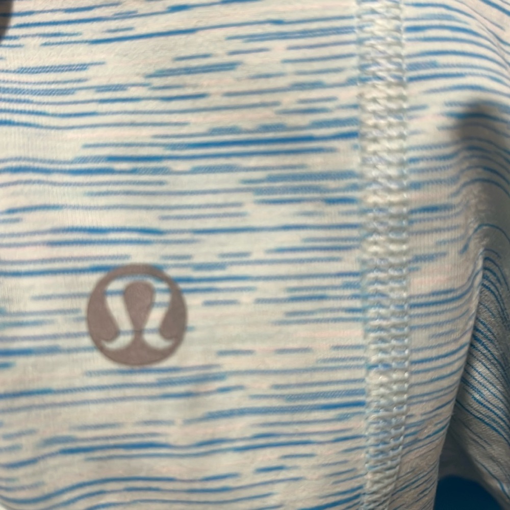 Lululemon leggings size 8